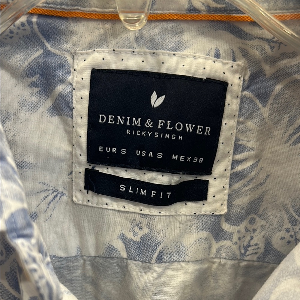 Denim & Flower Blue and White Casual Button Down Shirt
